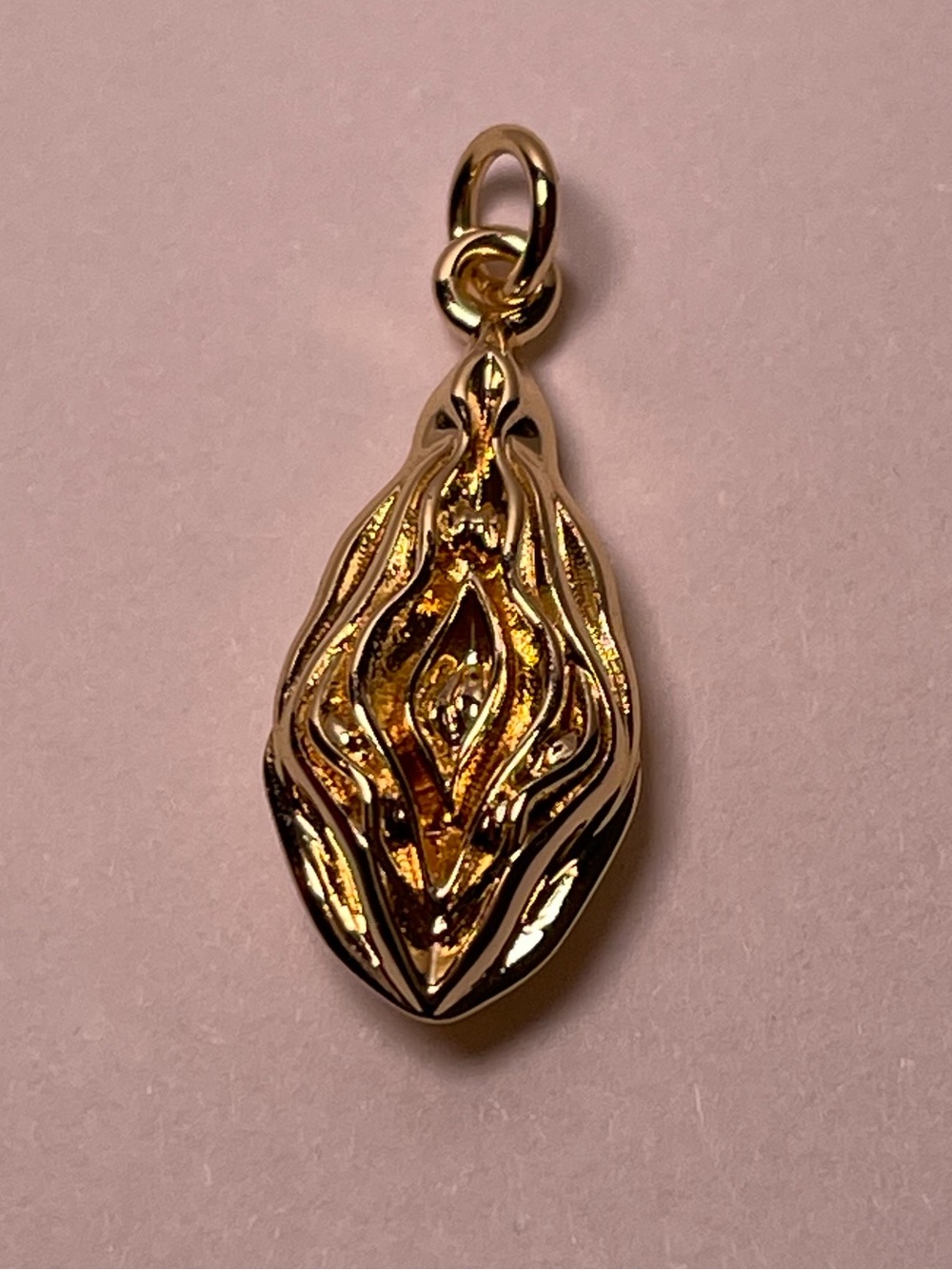 18k Gold Plated Vagina Pendant